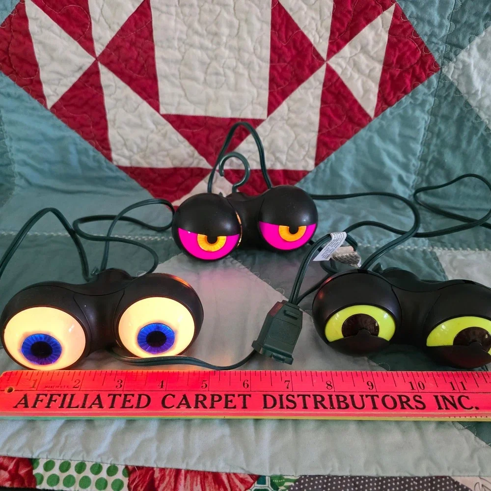 Five Win Enterprise Halloween Peeping Eyes String Lights 3 Count Strand